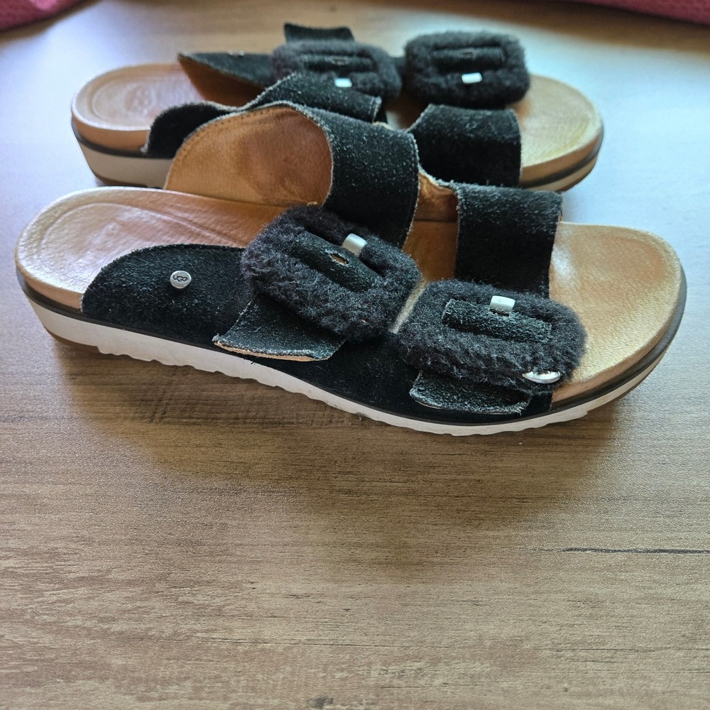 UGG Kari Buckle Black Suede Shearling Slide Sandals 1101049 Womens Size 8